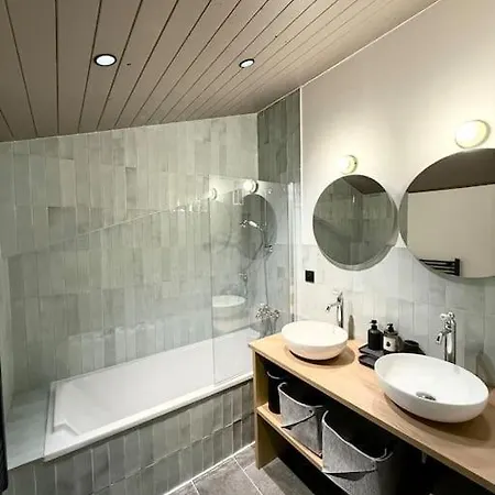 De Charme Centre De Apartment *